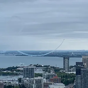 Magnificient View Next Cn Tower/rogers/union/mtcc Apartment Toronto