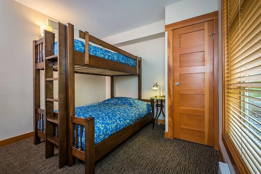 ****  Legends Aparthotel Whistler Canada