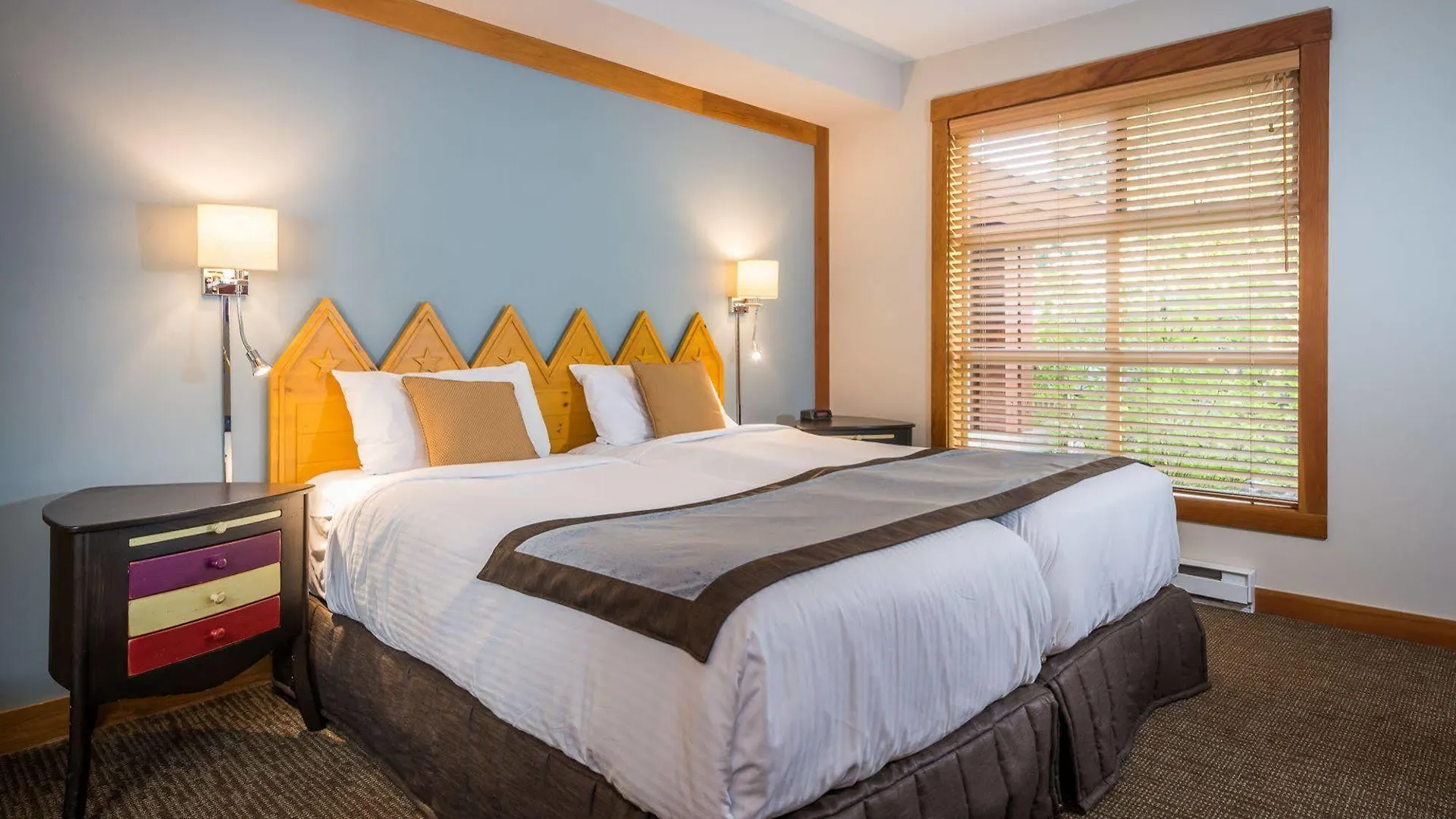 Legends Aparthotel Whistler Canada